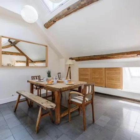 GuestReady - St Honoré - 4 bedroom flat with terrace *