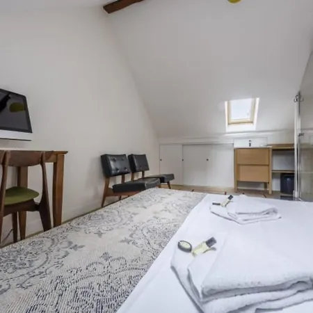 GuestReady - St Honoré - 4 bedroom flat with terrace Parigi